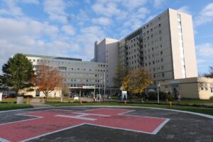 Von Klinikum Saarbrücken - Eigenes Werk, CC BY-SA 4.0, https://commons.wikimedia.org/w/index.php?curid=112614493